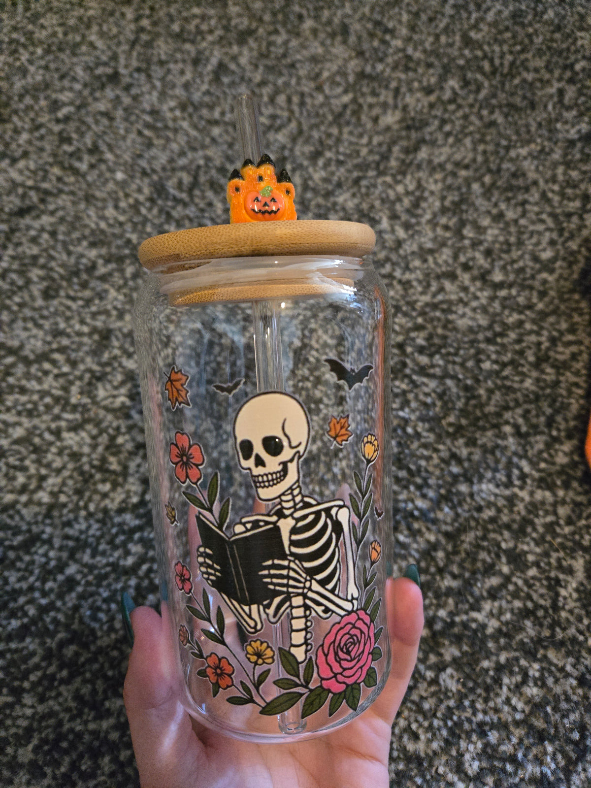 🎃 Mystery Halloween Glass Tumbler
Limited Edition Halloween 2026