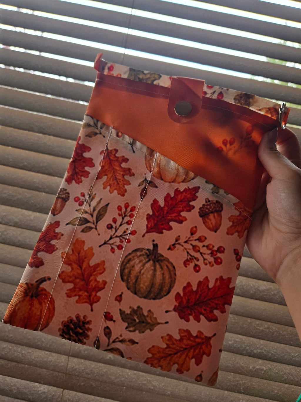 🍁 Autumn Leaves Book Sleeve