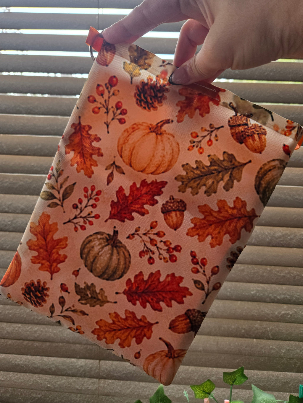 🍁 Autumn Leaves Book Sleeve