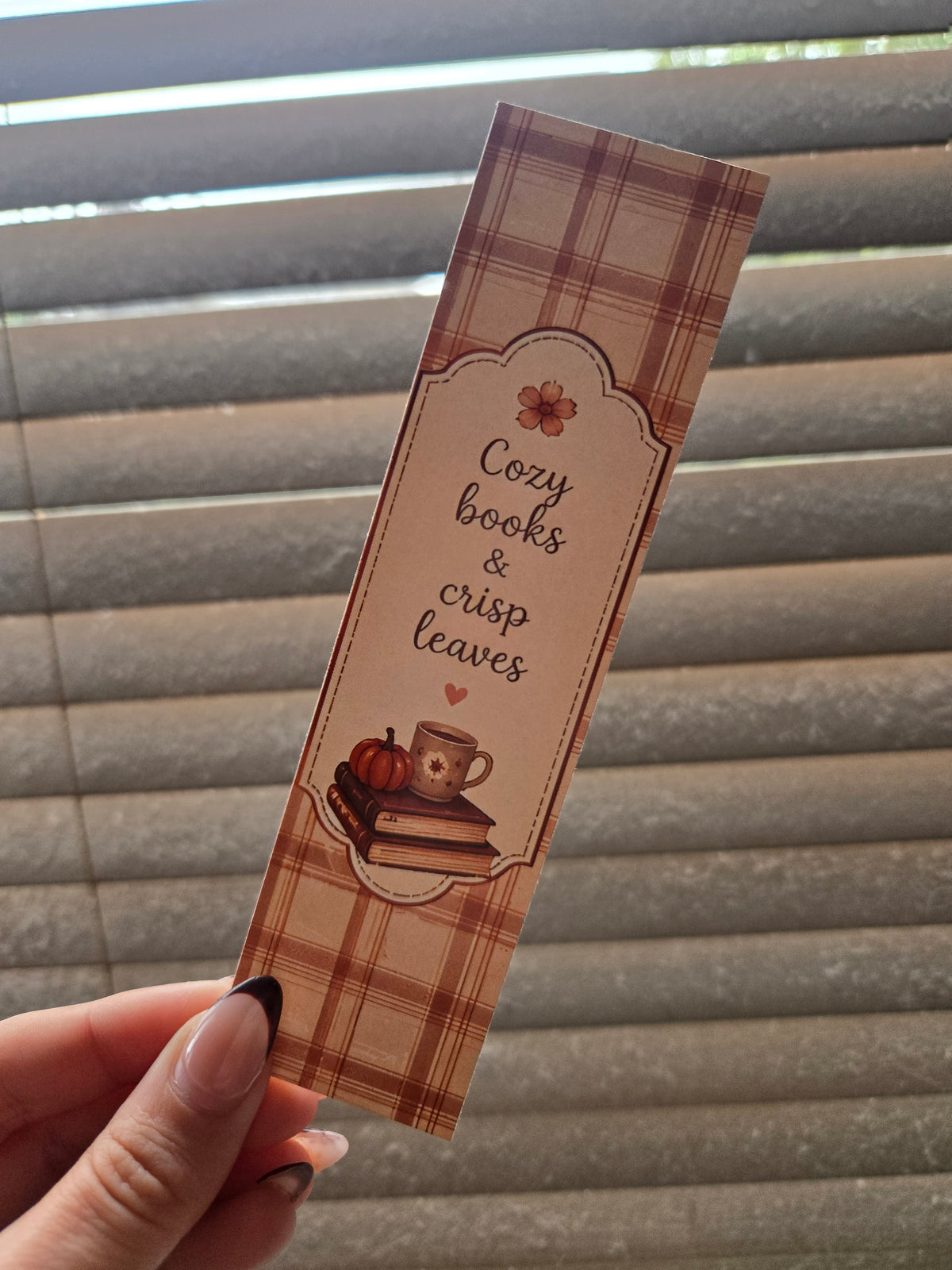 🍂 Cozy Books & Crisp Leaves Bookmark