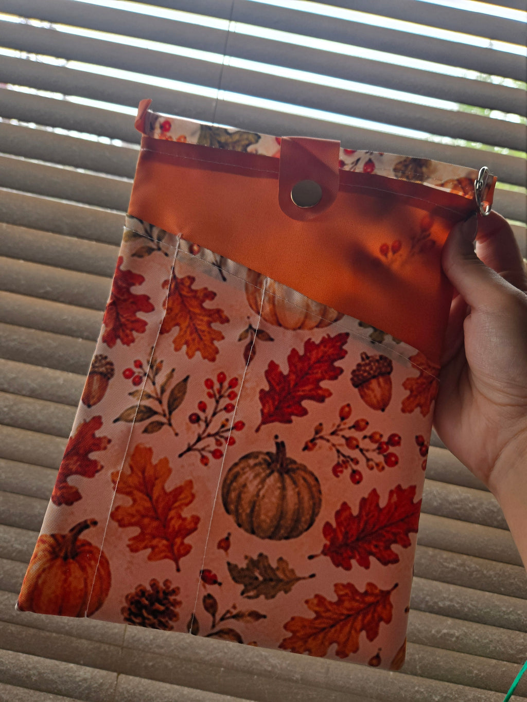 🍁 Autumn Leaves Book Sleeve