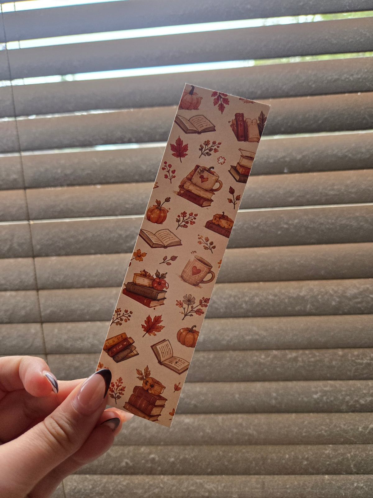 📚 Autumn Chapters Bookmark
