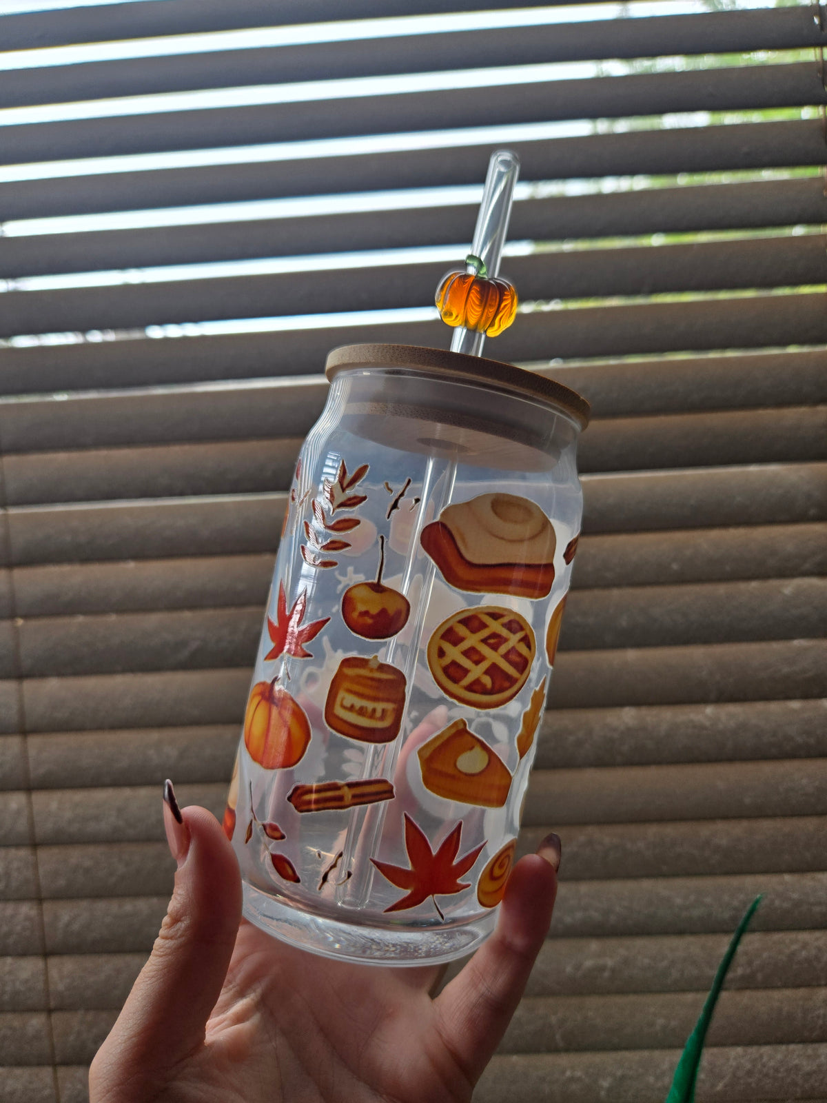 🥧 Autumn Treats Glass Tumbler